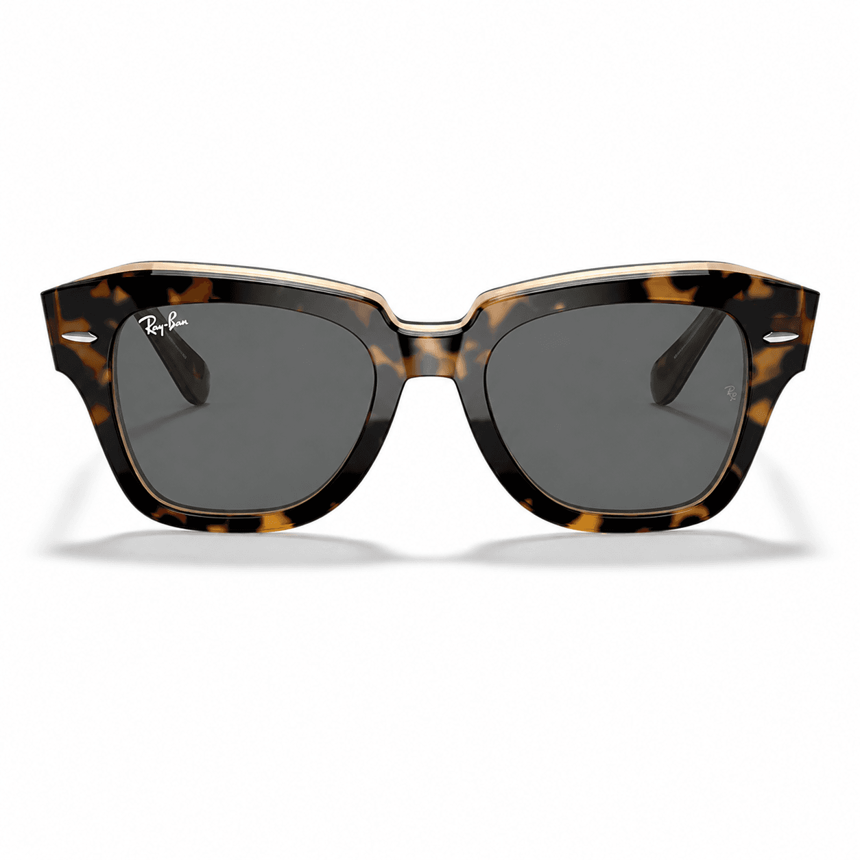 Lentes de sol Ray-Ban RB2186 1292/B1 vista frontal Ray-Ban RB2186 1292/B1 con montura carey oscura y lentes gris oscuro, vista frontal sobre fondo blanco.