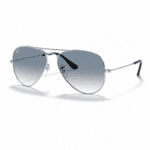 Lentes de sol Ray-Ban RB3025 003/3F con diseño piloto, montura pulido plateado y cristales azul claro degradado, vista angular sobre fondo blanco.