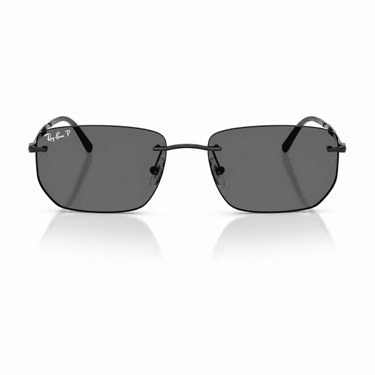 Lentes de sol Ray-Ban RB3768 002/81 vista frontal Ray-Ban RB3768 002/81 con montura negra y lentes gris polarizado, vista frontal sobre fondo blanco.