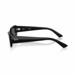 Ray-Ban RB4425 6677/87 lentes de sol con estructura nailon, cristales gris oscuro y varillas de 145 mm, vista lateral sobre fondo blanco.