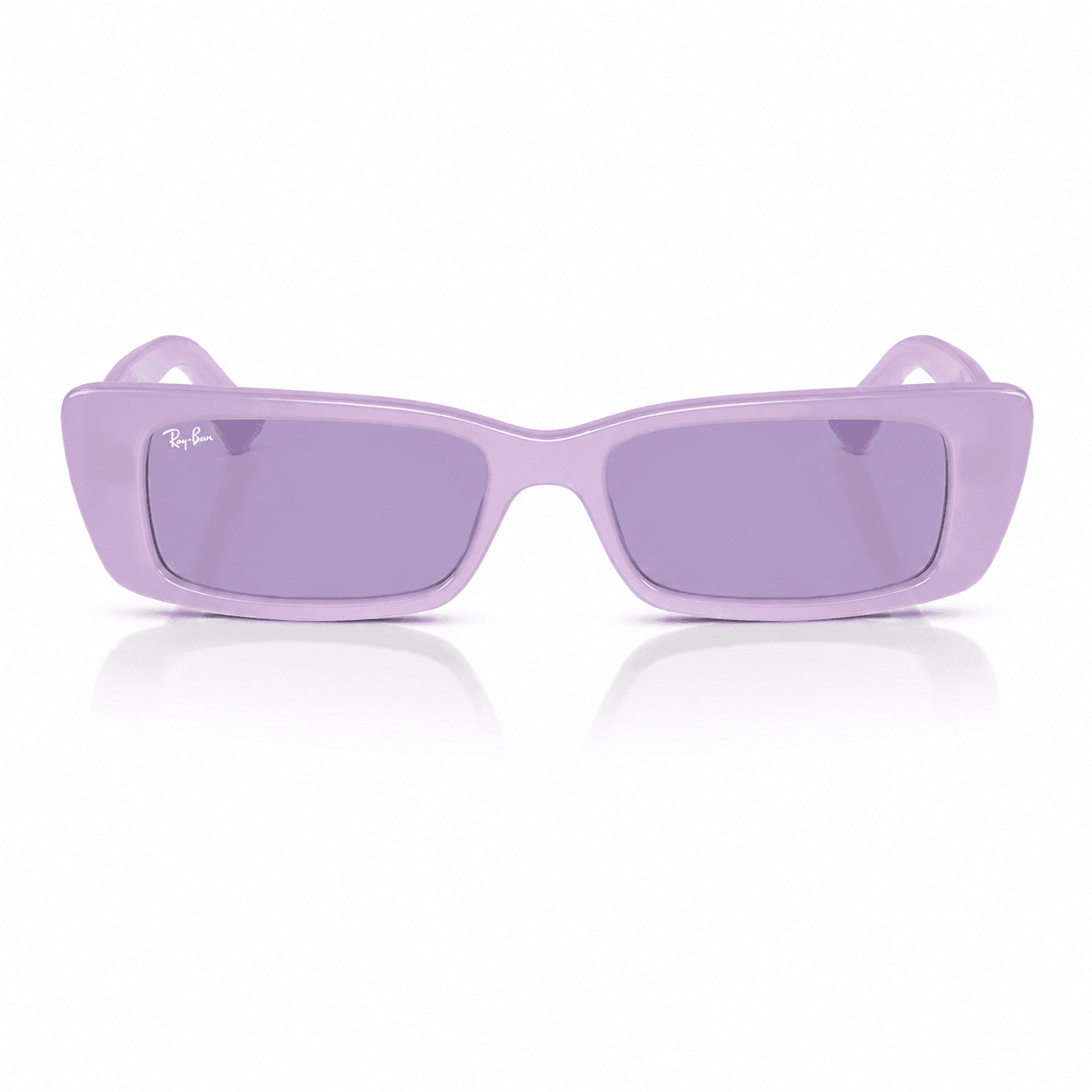 Lentes de sol Ray-Ban RB4425 6758/1A lila / violeta con cristales violeta vista frontal Ray-Ban RB4425 6758/1A lentes de sol con montura lila / violeta y cristales violeta, vista frontal sobre fondo blanco.