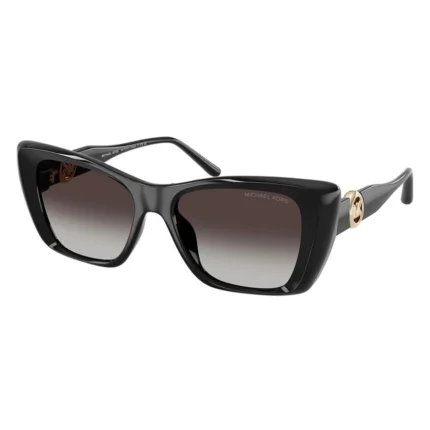 Michael Kors MK2270U 30058G Tokyo con montura negra y lentes ahumado degradado, vista diagonal sobre fondo blanco.
