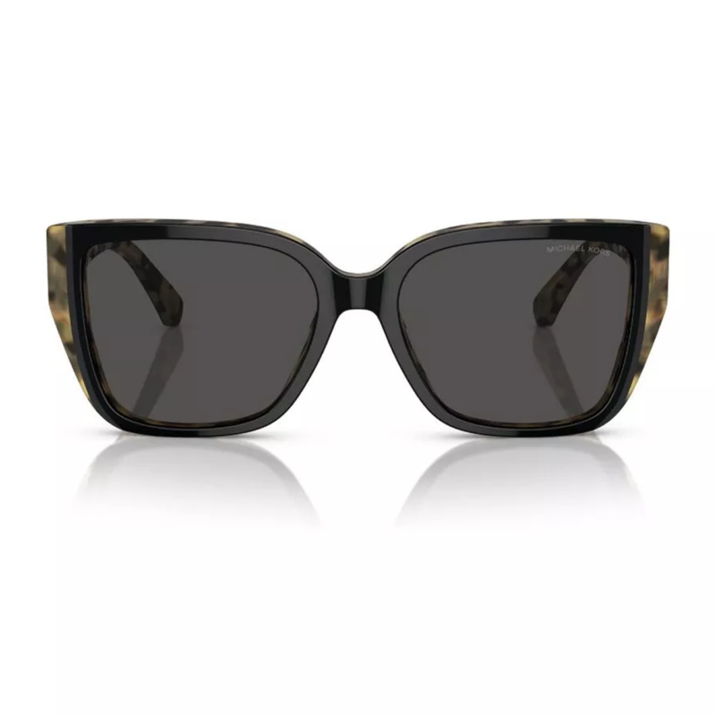 Michael Kors MK2199 395087 con montura negra y carey ámbar y lentes gris oscuro, vista frontal sobre fondo blanco.