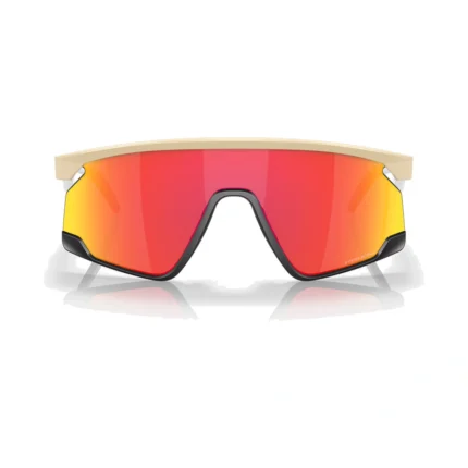 Oakley BXTR OO9280-0439 con montura beige mate y lentes Prizm Ruby, vista frontal sobre fondo blanco.