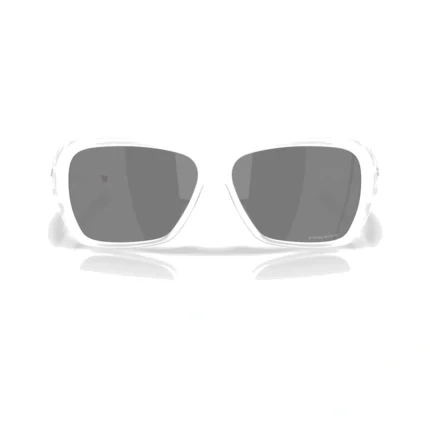 Oakley Chaminade OO9492-0760 con montura transparente mate y lentes Prizm Black, vista frontal sobre fondo blanco.