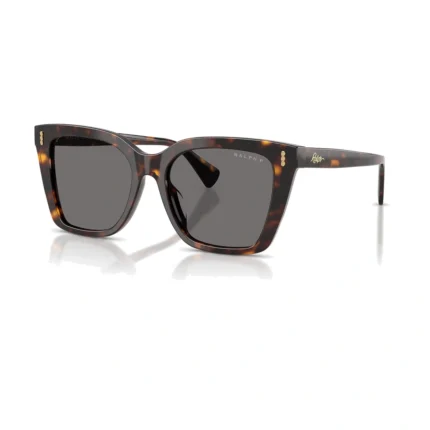 Ralph RA5349U 5003/81 con montura carey oscuro brillante y lentes gris polarizado, vista diagonal sobre fondo blanco.