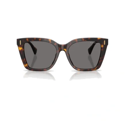 Ralph RA5349U 5003/81 con montura carey oscuro brillante y lentes gris polarizado, vista frontal sobre fondo blanco.