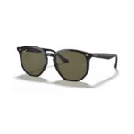 Ray-Ban RB4306 601/9A vista diagonal sobre fondo blanco.
